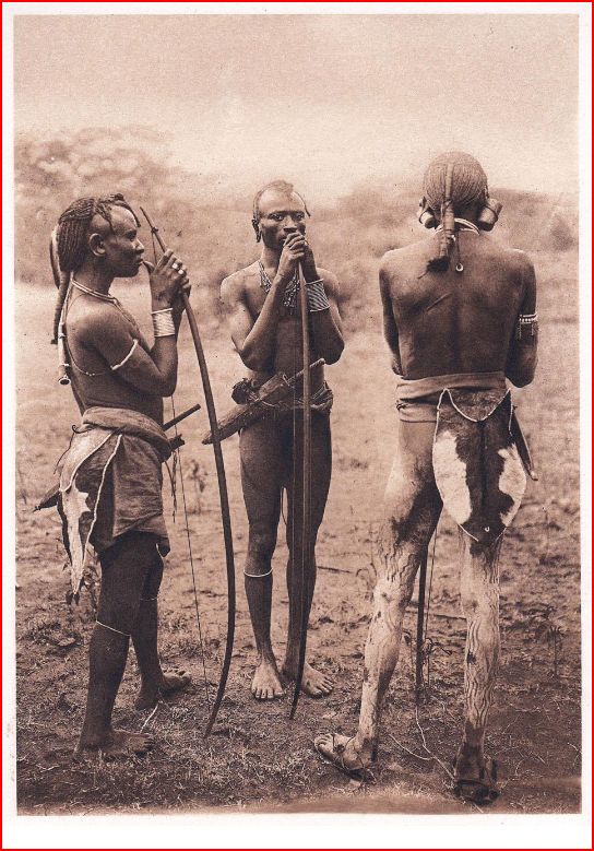 3 guerriers massai.JPG